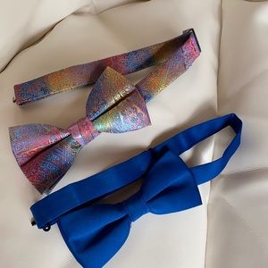 Set of 2 bow ties